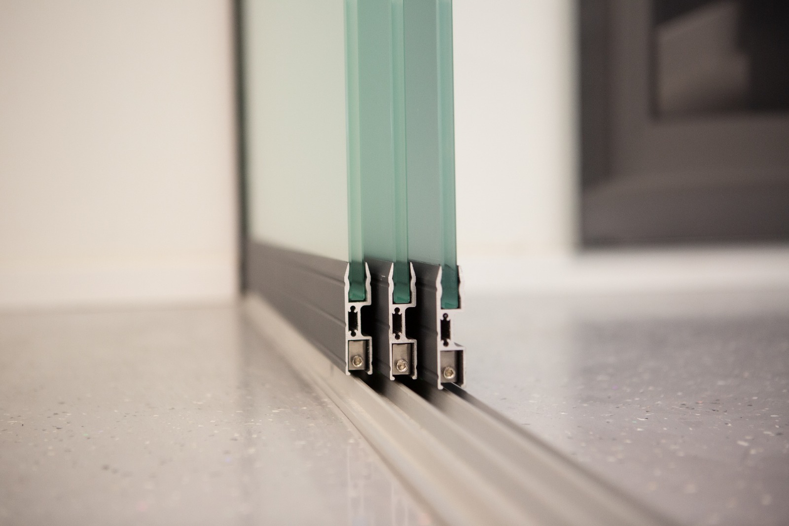 Glasschiebewände Matt